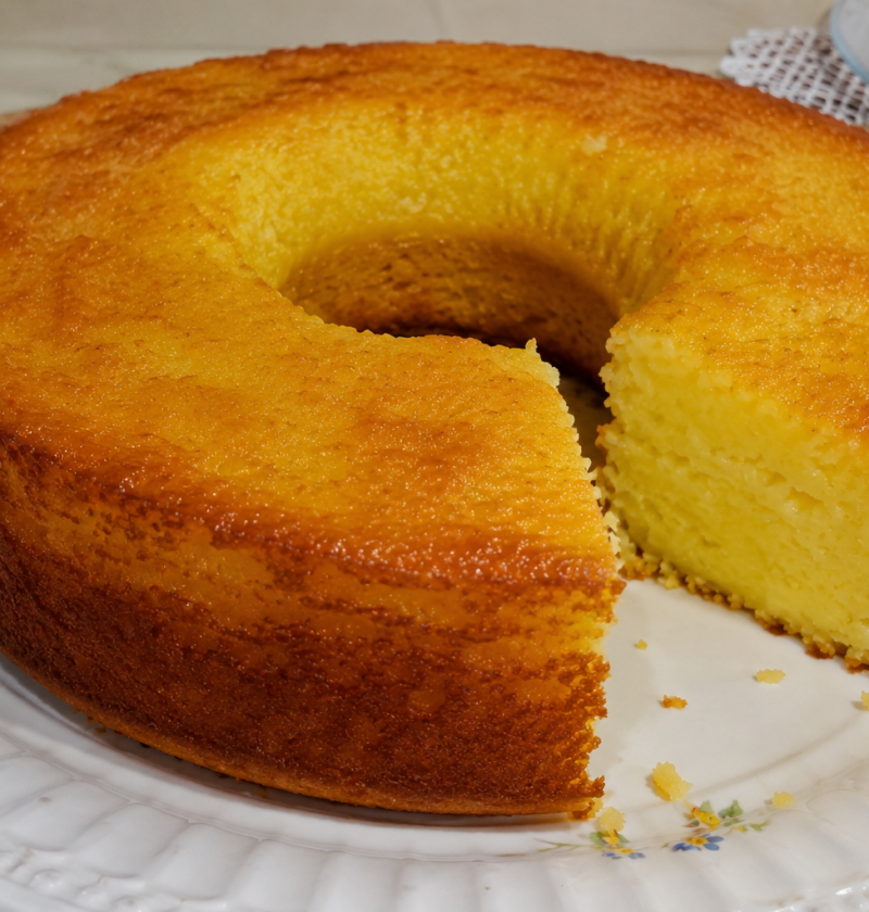 Bolo de Milho de Liquidificador Cremoso e Fácil